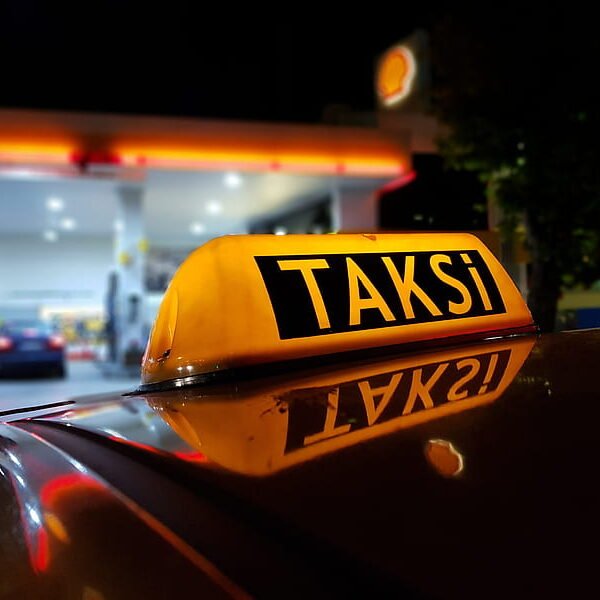 HD-wallpaper-taksi-gece-night-shell-taxi